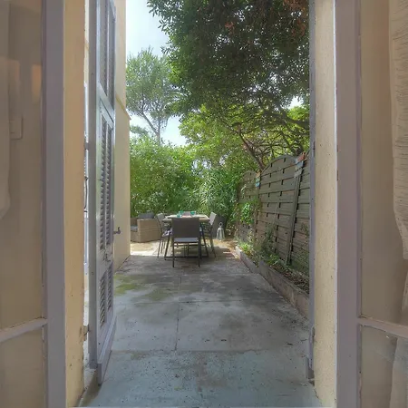 Apartment La 1